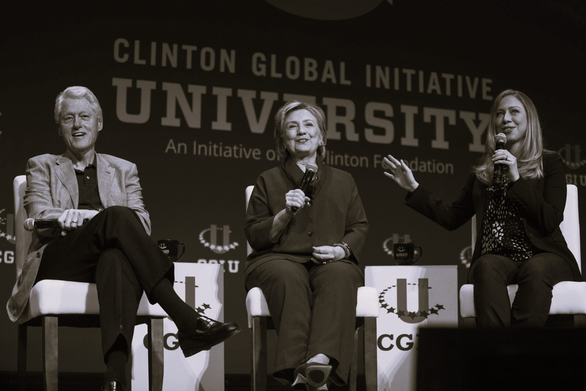 150911-150504-clinton-family-arizona-8a-12042-2048x1366